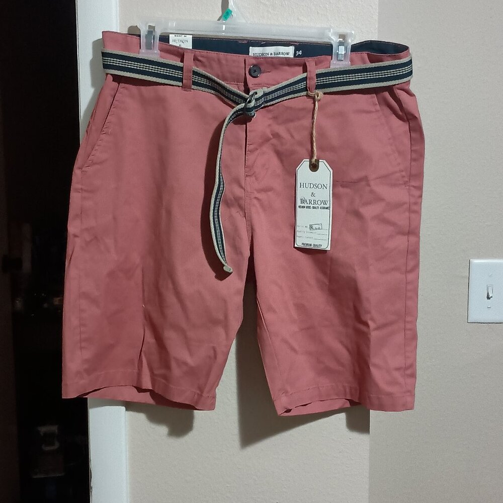 Hudson & Barrow Mens Shorts with Belt Size 34 Color is Clay Brand New with Tags